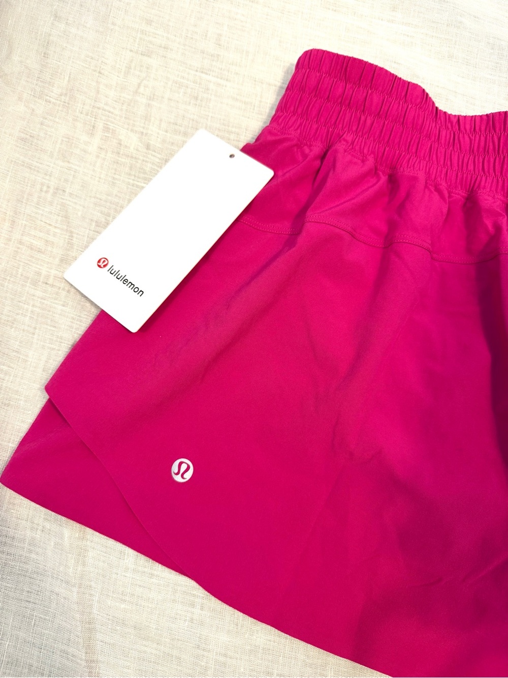 Lululemon Shake It Out High-Rise Run Shorts 2.5” Pink Flare NWT - Picture 7 of 16